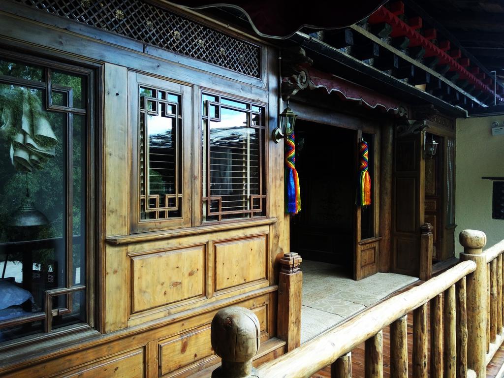 Shangri-La mid - mountain homestay Extérieur photo