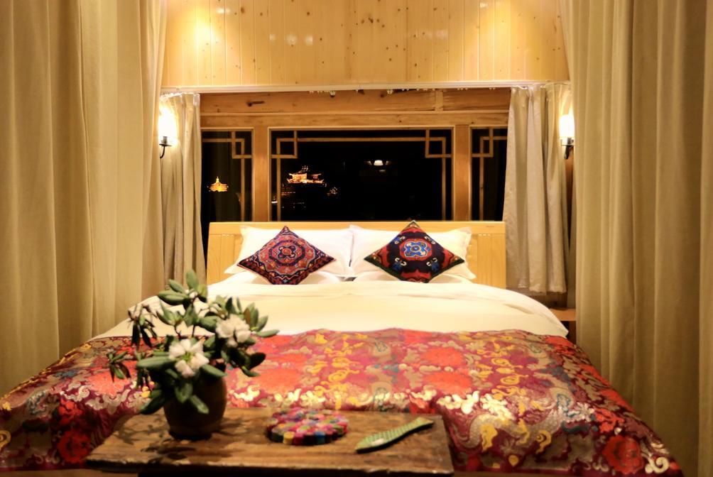 Shangri-La mid - mountain homestay Extérieur photo